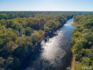 180 Olde Ferry Ln, Dunn, NC 28334