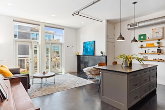 1601 E Cesar Chavez St Unit 202, Austin, TX 78702