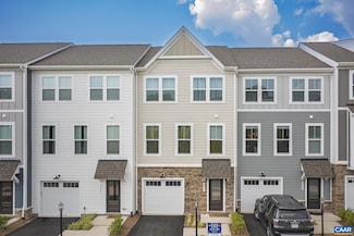 6031 Mccomb St, Crozet, VA 22932