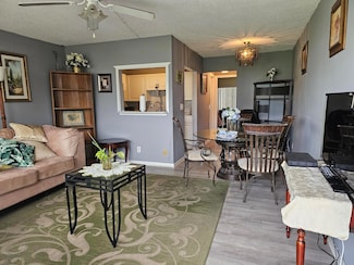 102 Easthampton E Unit 102, West Palm Beach, FL 33417