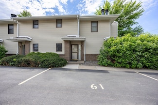 926 E Travelers Trail Unit 66, Burnsville, MN 55337
