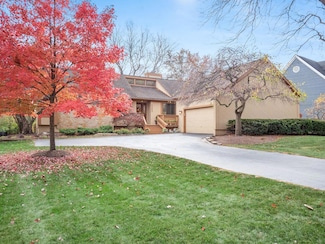 4353 Shire Landing Rd, Hilliard, OH 43026