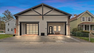 36 N Cedar St, Beacon, NY 12508