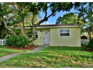 1554 Jefferson St, Hollywood, FL 33020