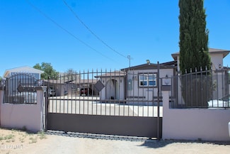 850 Agua Fria Place, El Paso, TX 79928