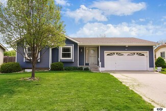 7307 S 155th St, Omaha, NE 68138