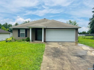 202 Ann St, Glencoe, AL 35905