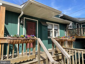 102 Swan St, Lambertville, NJ 08530