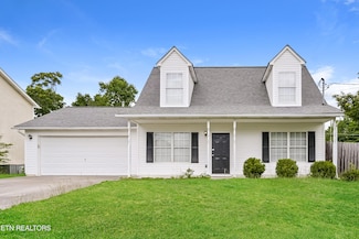 8231 Oak Terrace Ln, Powell, TN 37849