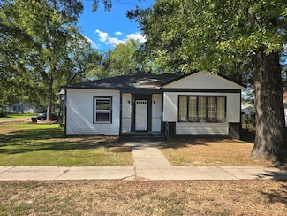 224 E 5th St S, Prescott, AR 71857