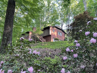 231 Davis Dr, Morganton, NC 28655