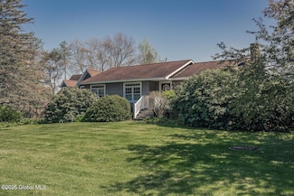 7 Western Ave, Amsterdam, NY 12010