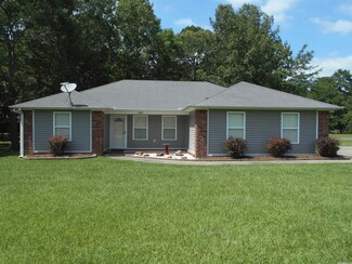 21889 Henley Ln, Hensley, AR 72065