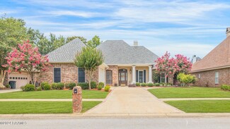 102 Inglenook Cir, Lafayette, LA 70508