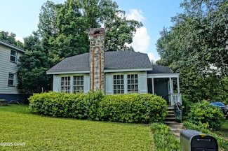 4391 Florence Dr, Marianna, FL 32446