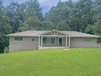 312 Valley View Rd, Dover, TN 37058