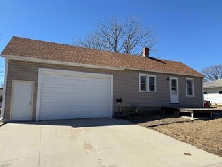 114 S Winnebago St, Caledonia, MN 55921