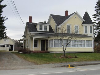 628 Main St, Jackman, ME 04945