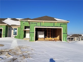 5003 146th St, Basehor, KS 66007