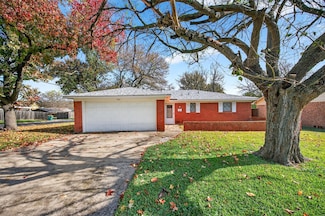 701 Hillside Dr, Sherman, TX 75090