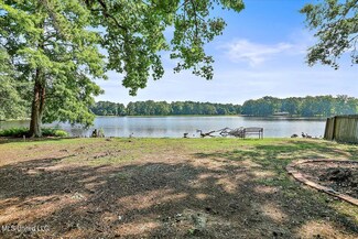 157 Longwood Dr, Florence, MS 39073