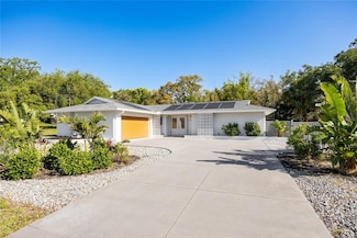 1300 Fairway Dr, Dunedin, FL 34698