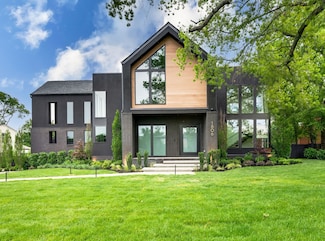 1806 Castleman Dr, Nashville, TN 37215