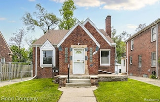 9101 Hartwell St, Detroit, MI 48228