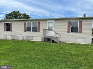 190 N Walnut St, Morgantown, PA 19543