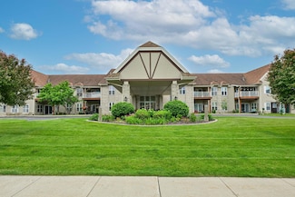 N113W16241 Sylvan Cir Unit 217, Germantown, WI 53022
