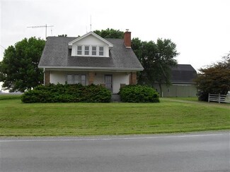 1202 S St Rd 29, Flora, IN 46929