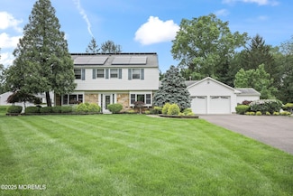 7 Colonial Ct, Manalapan, NJ 07726