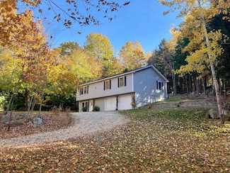 535 Hebron Rd, South Paris, ME 04281