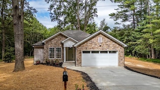 607 1st St, La Fayette, GA 30728