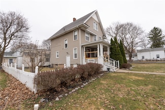 20 W Elisha St, Waterloo, NY 13165