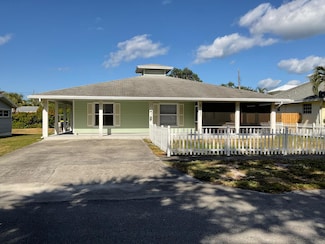 9063 SE Adonis St, Hobe Sound, FL 33455