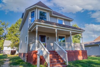 127 S Stott St, Genoa, IL 60135