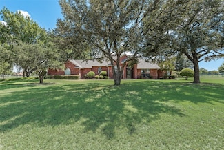 406 Tishomingo Rd, Waxahachie, TX 75165