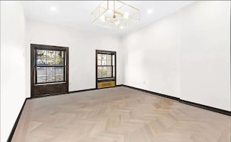 121 E 37th St Unit 4-A, New York, NY 10016
