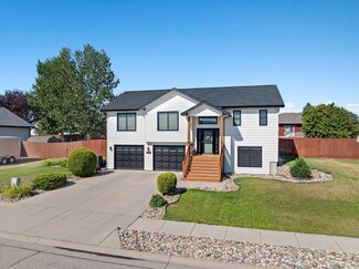 4009 Wineberry Ln, Rapid City, SD 57703
