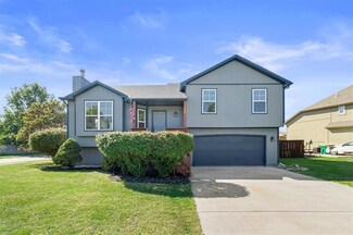 409 W Bluebird St, Gardner, KS 66030