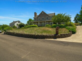 140 Sunset Dr, Charleston, WV 25301