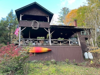 129 Cobble Hill Ln, Elizabethtown, NY 12932