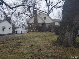 45 Jarvis Place, East Saint Louis, IL 62207