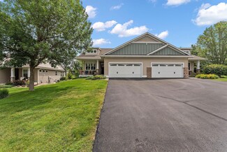 4908 Twins Ct, Saint Paul, MN 55123