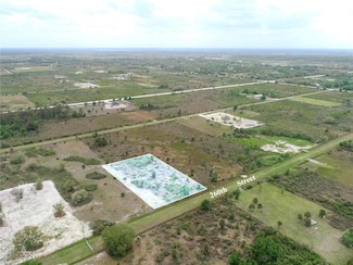 18566 260th St, Okeechobee, FL 34972