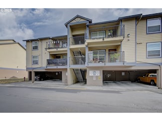 275 SE 162nd Ave Unit 309, Portland, OR 97233