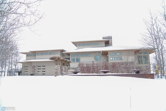 4134 Furnberg Place S, Fargo, ND 58104