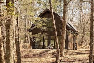 241 Silver Hollow Rd, Willow, NY 12495