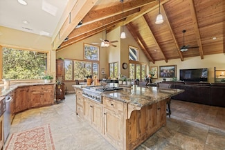 3500 Magpie Ln, Camino, CA 95709